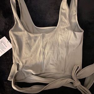 Lululemon tank